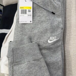 Nike ' Gray Fleece Jogger Bottoms